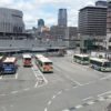 大阪駅前停[大阪市バス]（大阪市北区）～旧市電の電停名を継承し、モダンとレトロの併存が不思議な魅力を醸し出す大阪市バス最大のターミナル～