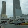 弁天町駅[JR西日本]（大阪市港区）～日本一高い地下鉄の駅の下を潜り、美しい高層ホテルと意味深な地下道が混在する独特の雰囲気を醸し出す駅～
